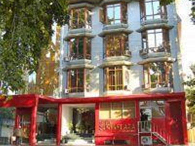 Hotel Surya Plaza Nueva Delhi Exterior foto
