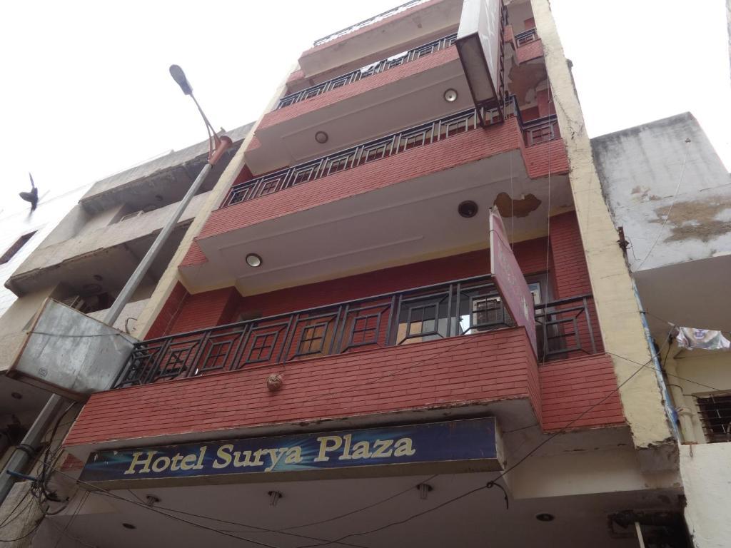Hotel Surya Plaza Nueva Delhi Exterior foto